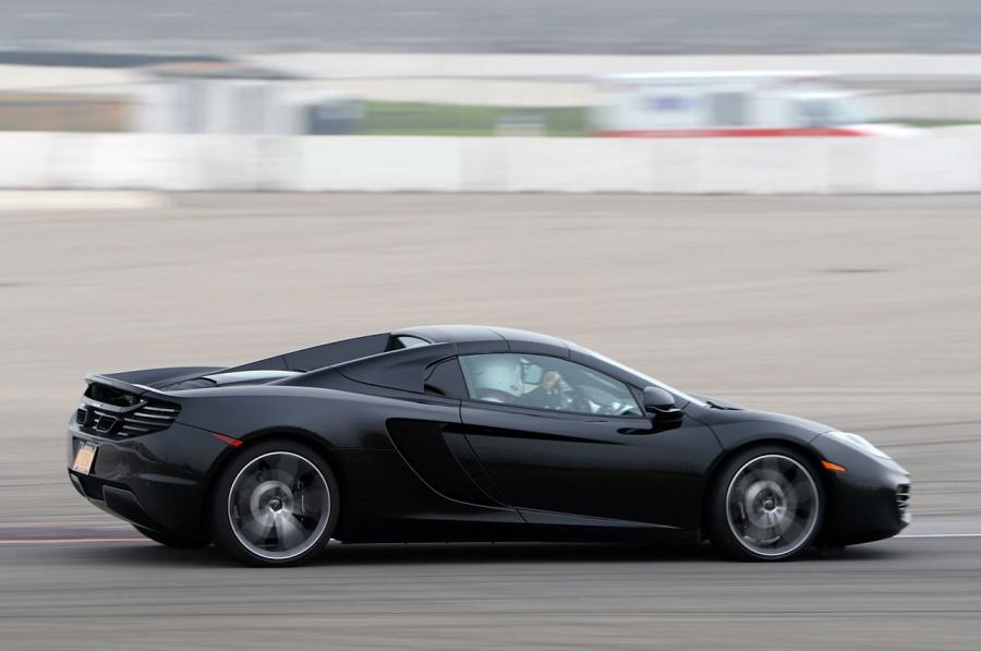  McLaren MP4-12C Spyder 2012 года  (фото 235 из 270)